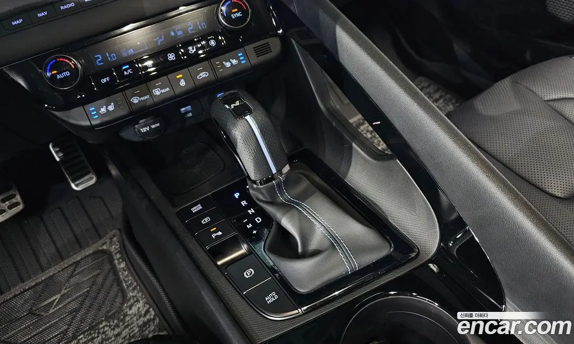 Hyundai Avante 2025 2.0 автомат (гидро), фото 11