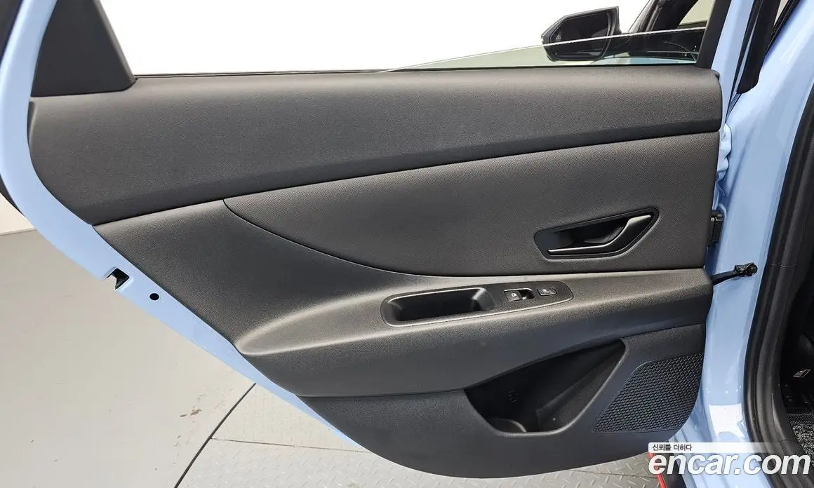 Hyundai Avante 2025 2.0 автомат (гидро), фото 14