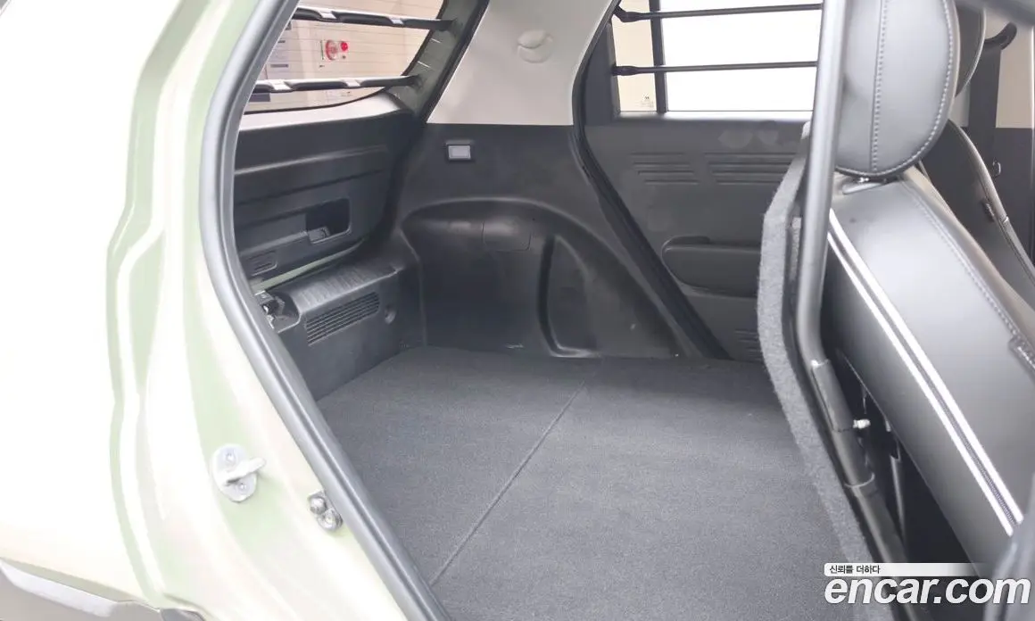 Hyundai Casper 2022 1.0 автомат (гидро), фото 16