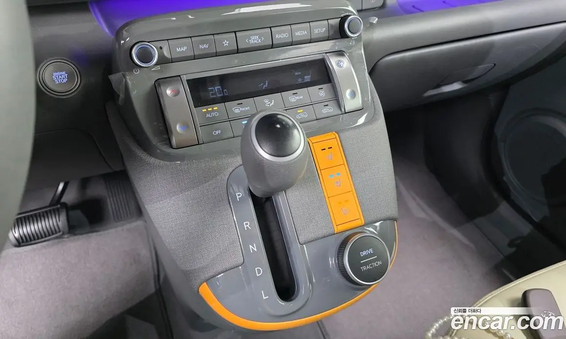 Hyundai Casper 2023 1.0 автомат (гидро), фото 9