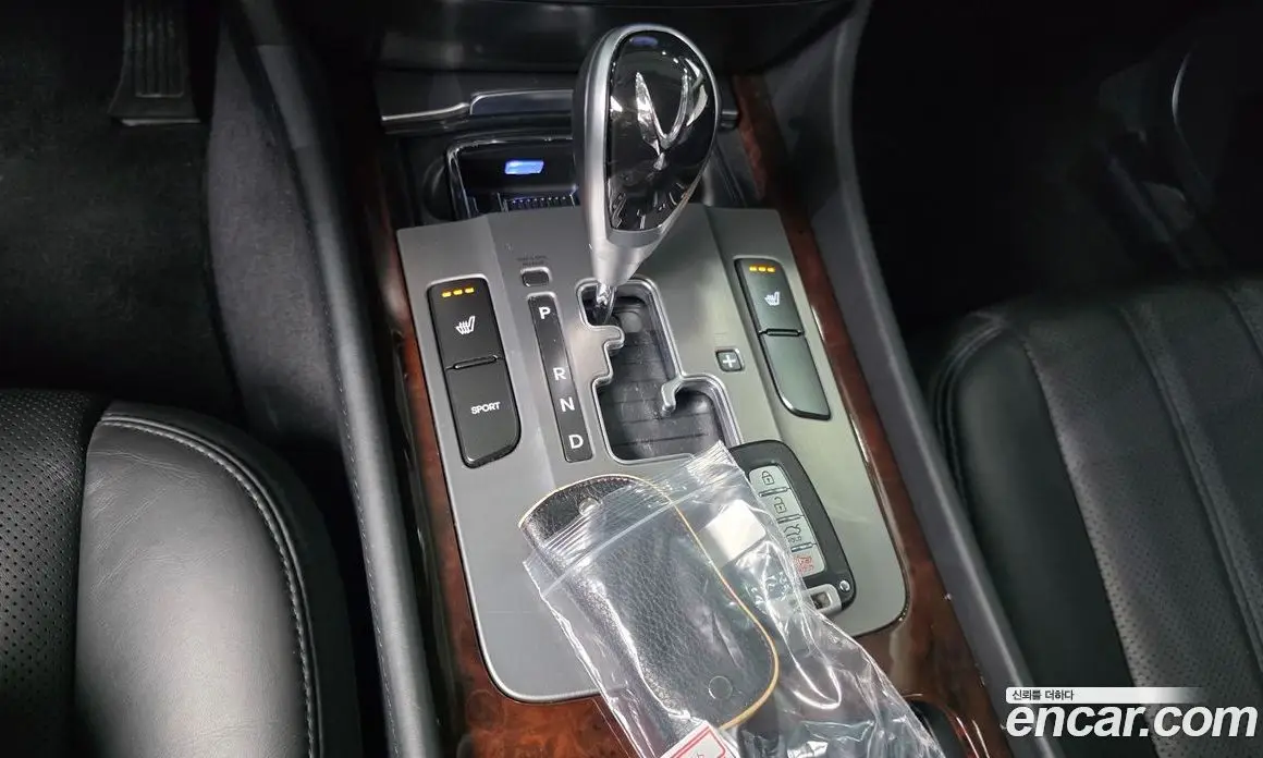 Hyundai Equus 2011 3.8 автомат (гидро), фото 11