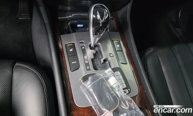 Hyundai Equus 2011 3.8 автомат (гидро), миниатюра 11
