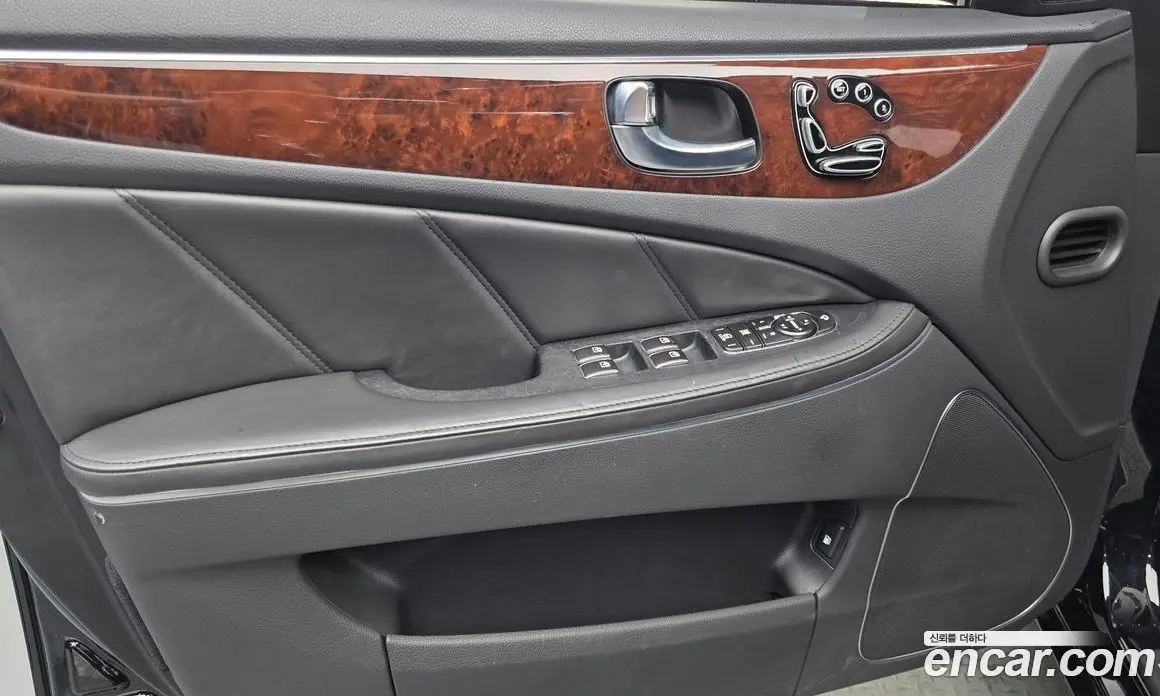 Hyundai Equus 2011 3.8 автомат (гидро), фото 13