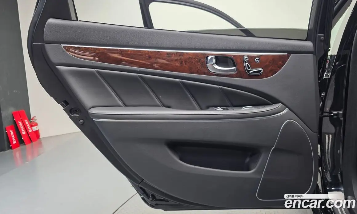 Hyundai Equus 2011 3.8 автомат (гидро), фото 14