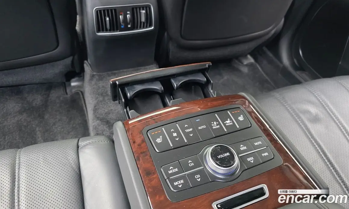 Hyundai Equus 2011 3.8 автомат (гидро), фото 23