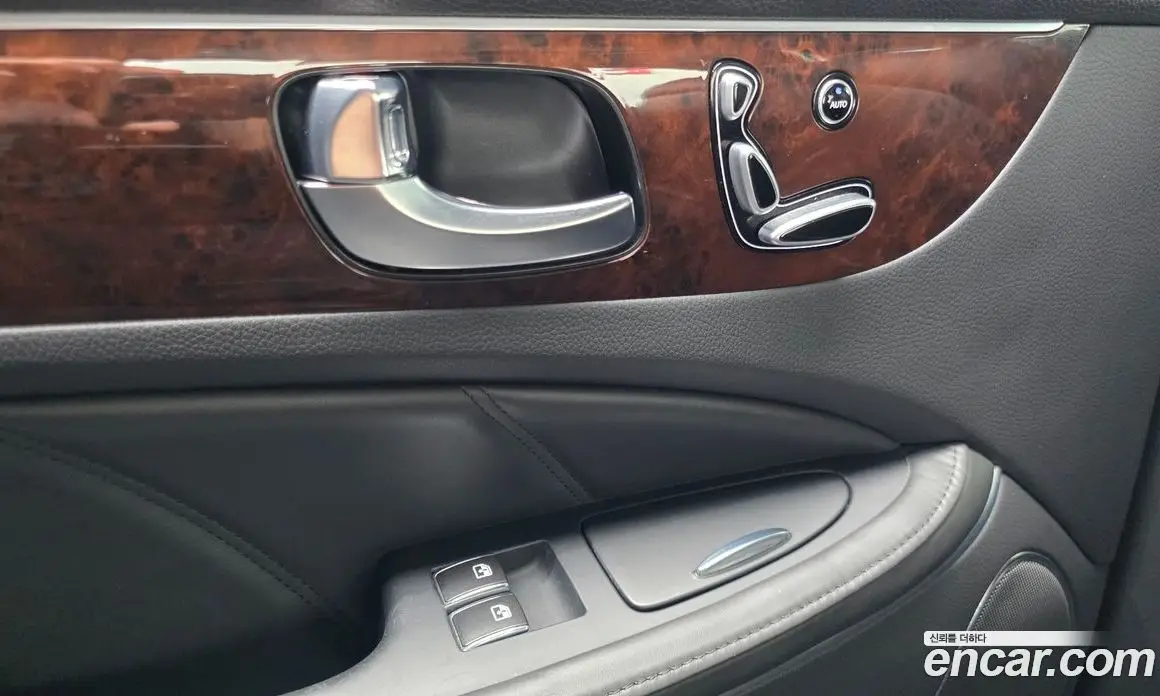 Hyundai Equus 2011 3.8 автомат (гидро), фото 28