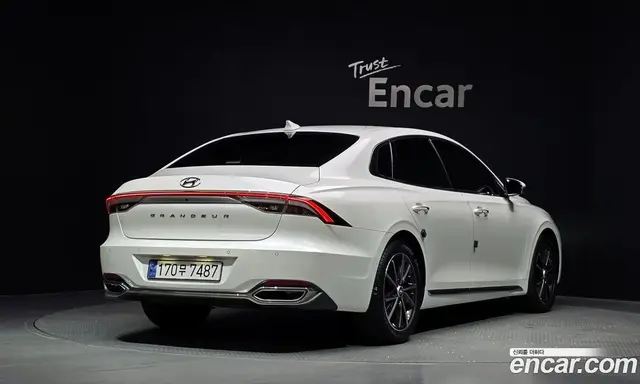 Hyundai Grandeur 2022 2.5 автомат (гидро), миниатюра 2