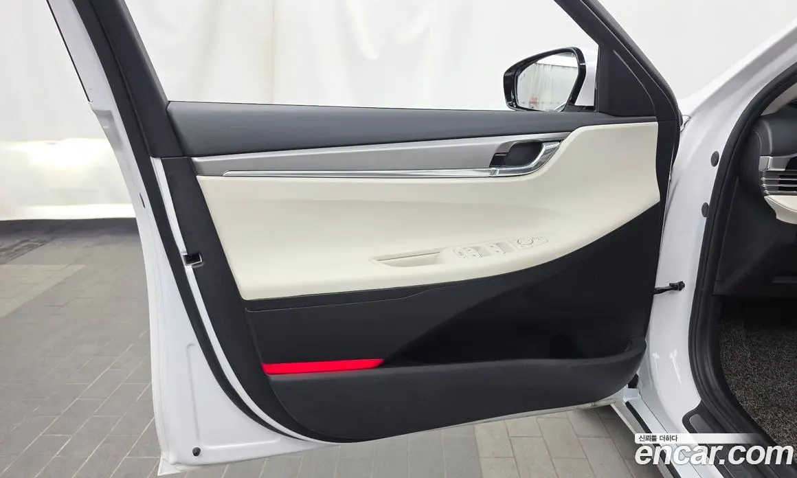 Hyundai Grandeur 2022 2.5 автомат (гидро), фото 14
