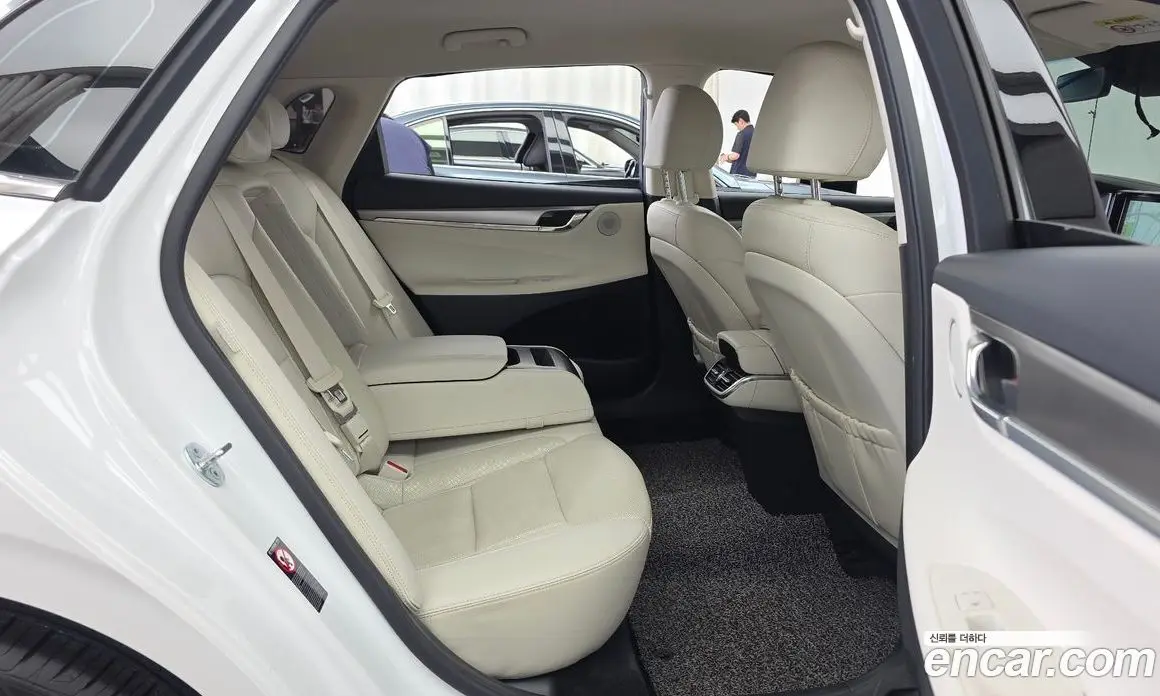 Hyundai Grandeur 2022 2.5 автомат (гидро), фото 17