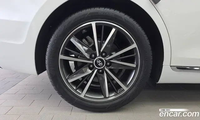 Hyundai Grandeur 2022 2.5 автомат (гидро), миниатюра 5