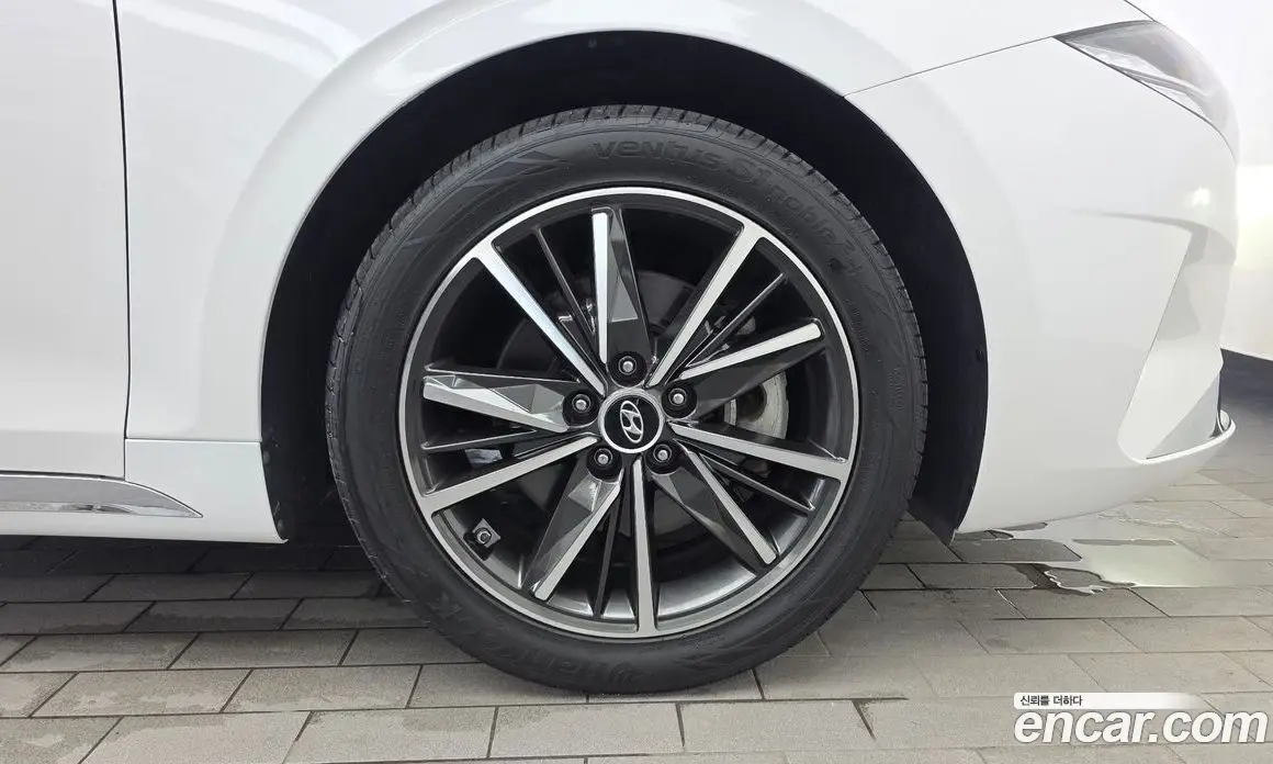 Hyundai Grandeur 2022 2.5 автомат (гидро), фото 7