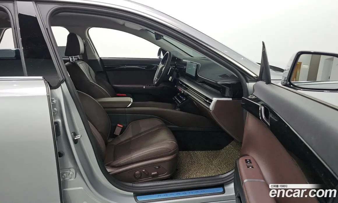 Hyundai Grandeur 2023 2.5 автомат (гидро), фото 18