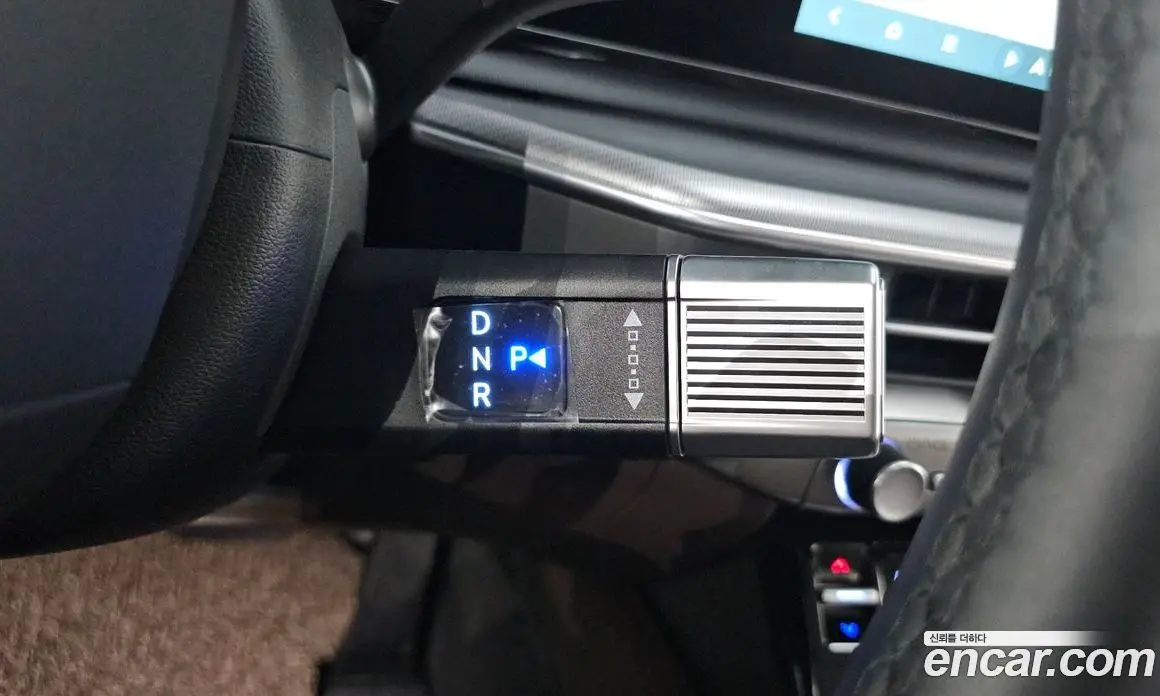 Hyundai Grandeur 2023 2.5 автомат (гидро), фото 9