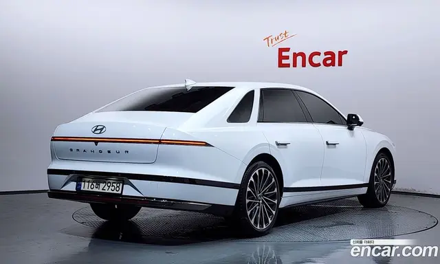 Hyundai Grandeur 2023 1.6 автомат (гидро), миниатюра 2