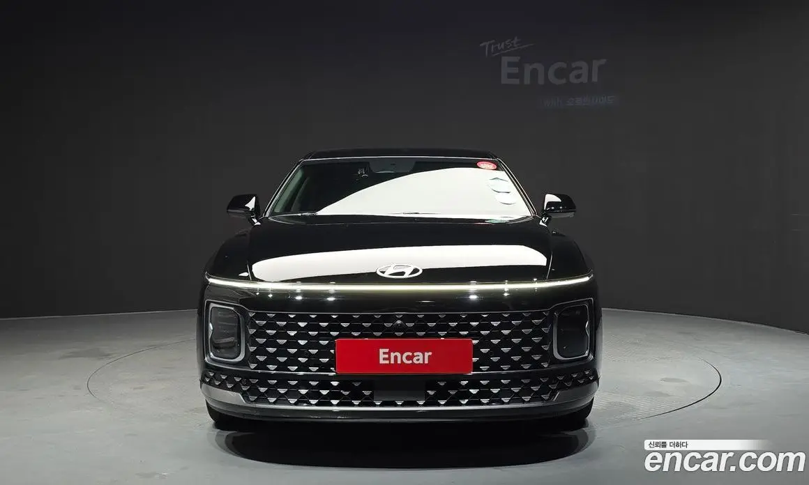 Hyundai Grandeur 2023 2.5 автомат (гидро), фото 3