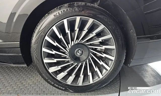 Hyundai Grandeur 2024 1.6 автомат (гидро), миниатюра 7