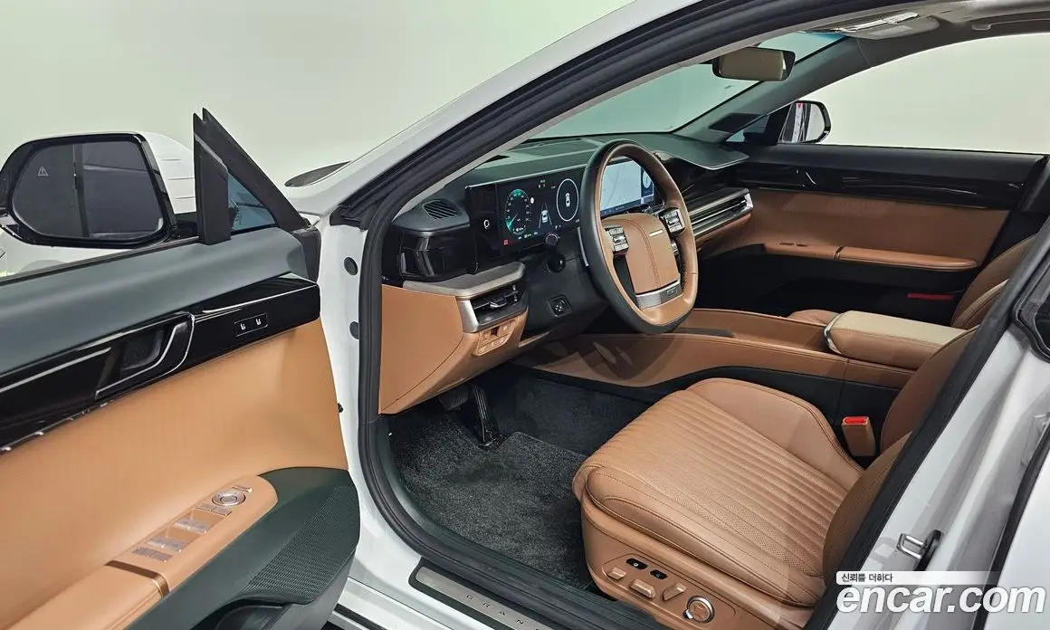 Hyundai Grandeur 2024 1.6 автомат (гидро), фото 13