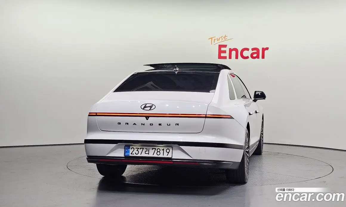 Hyundai Grandeur 2024 1.6 автомат (гидро), фото 4
