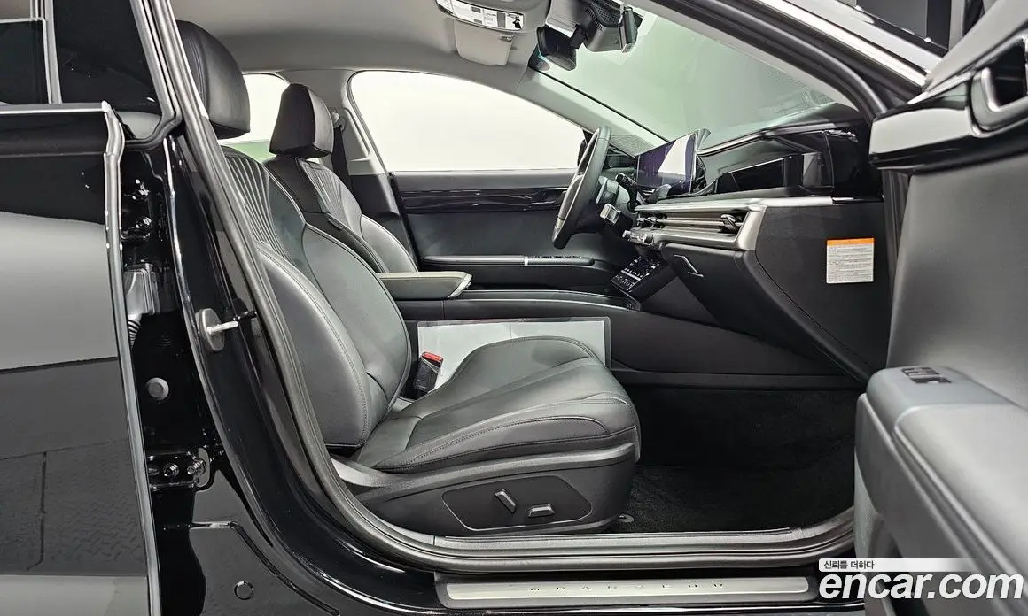 Hyundai Grandeur 2024 1.6 автомат (гидро), фото 16