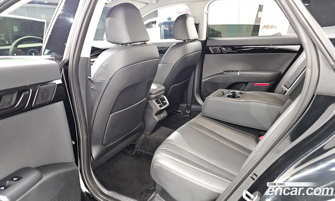 Hyundai Grandeur 2024 1.6 автомат (гидро), фото 18