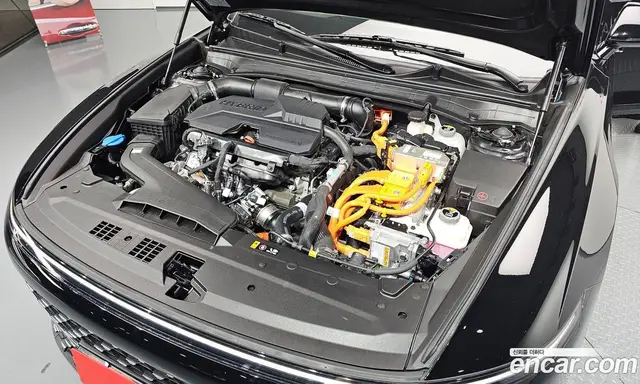 Hyundai Grandeur 2024 1.6 автомат (гидро), миниатюра 6