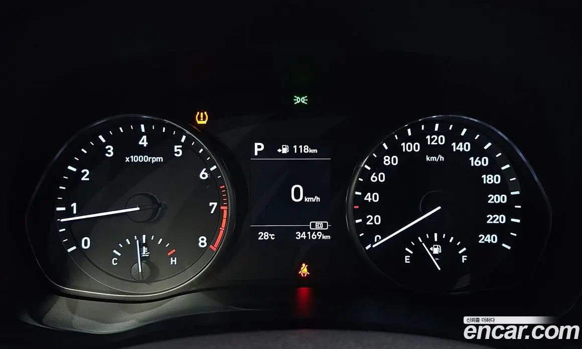 Hyundai i30 2017 1.4 автомат (гидро), фото 11
