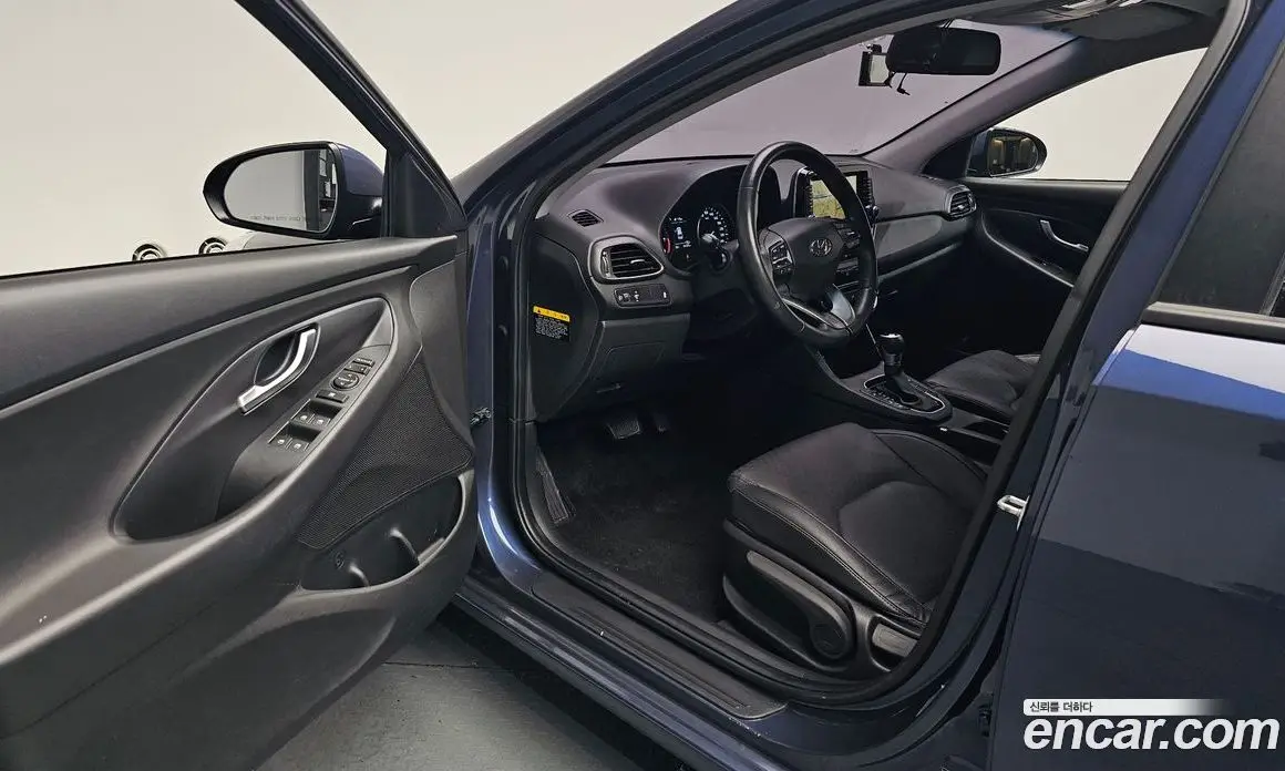 Hyundai i30 2017 1.4 автомат (гидро), фото 13
