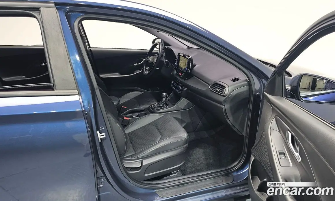 Hyundai i30 2017 1.4 автомат (гидро), фото 17