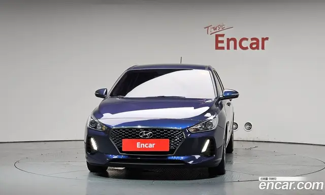 Hyundai i30 2017 1.4 автомат (гидро), миниатюра 3