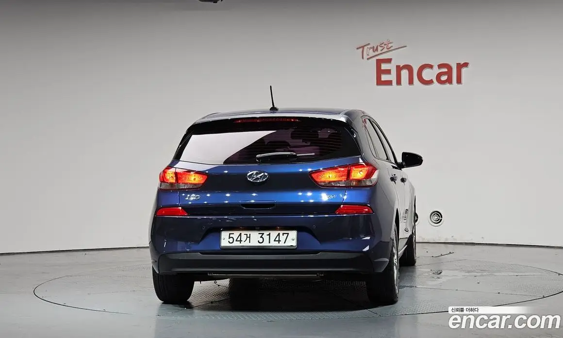 Hyundai i30 2017 1.4 автомат (гидро), фото 4