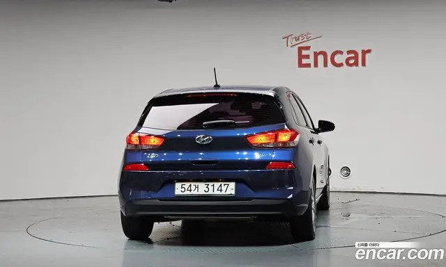 Hyundai i30 2017 1.4 автомат (гидро), миниатюра 4