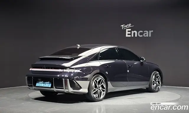 Hyundai Ioniq 6 2023 0.1 автомат (гидро), миниатюра 2