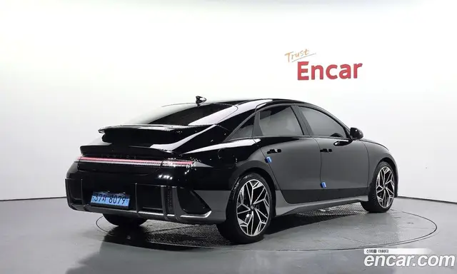 Hyundai Ioniq 6 2023 0.1 автомат (гидро), миниатюра 2