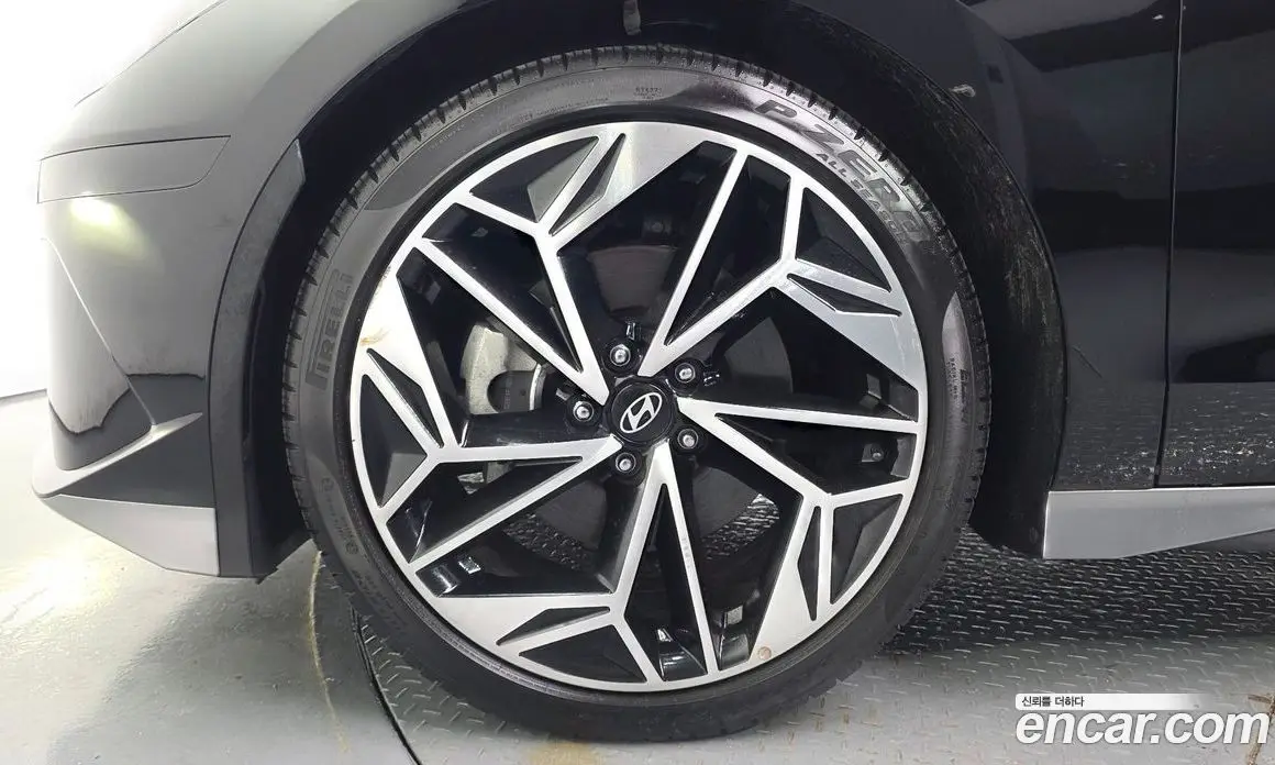 Hyundai Ioniq 6 2023 0.1 автомат (гидро), фото 5