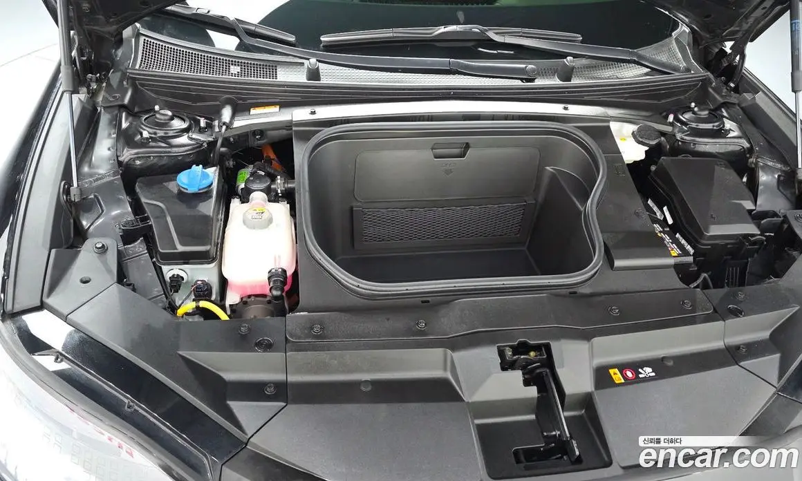 Hyundai Ioniq 6 2024 0.1 автомат (гидро), фото 6