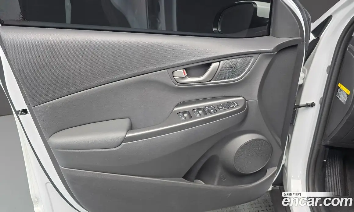 Hyundai Kona 2020 1.6 автомат (гидро), фото 14