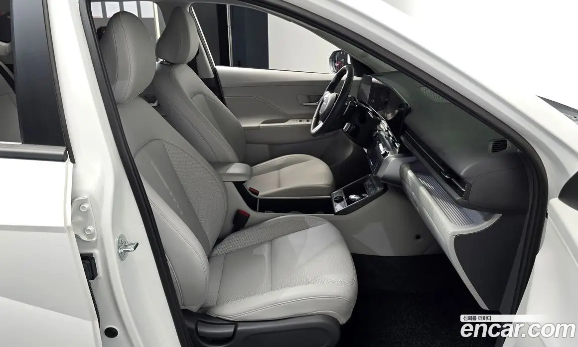 Hyundai Kona 2025 1.6 автомат (гидро), фото 16