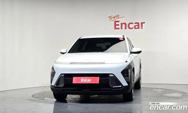 Hyundai Kona 2025 1.6 автомат (гидро), миниатюра 3