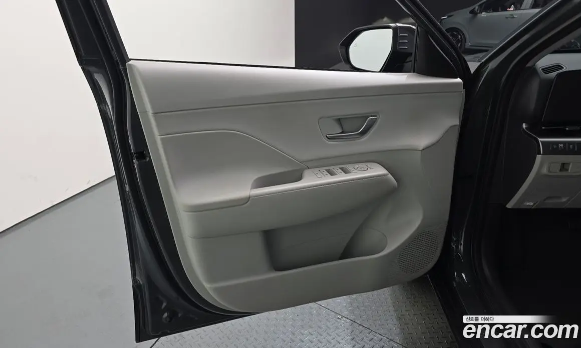 Hyundai Kona 2025 1.6 автомат (гидро), фото 14