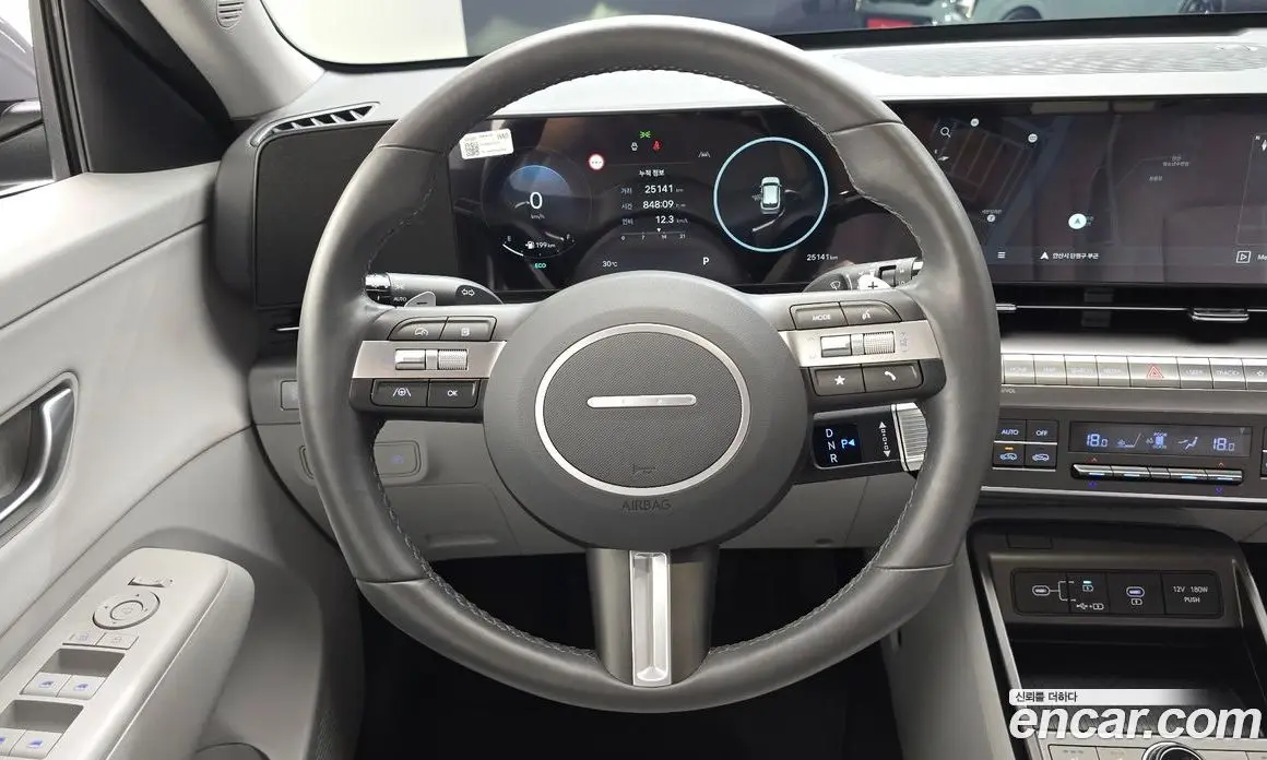 Hyundai Kona 2025 1.6 автомат (гидро), фото 20