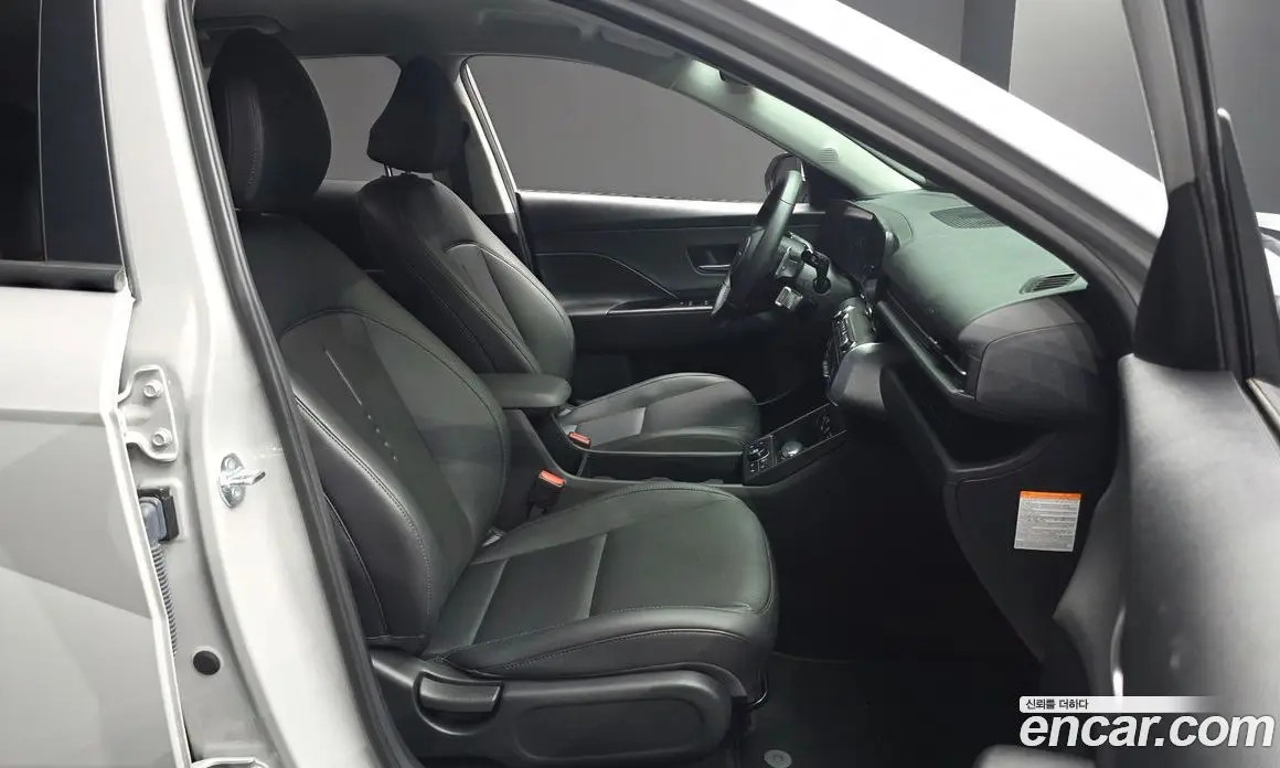 Hyundai Kona 2025 1.6 автомат (гидро), фото 16