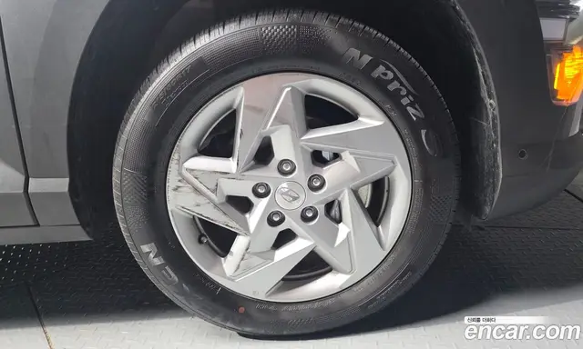 Hyundai Kona 2025 1.6 автомат (гидро), миниатюра 7