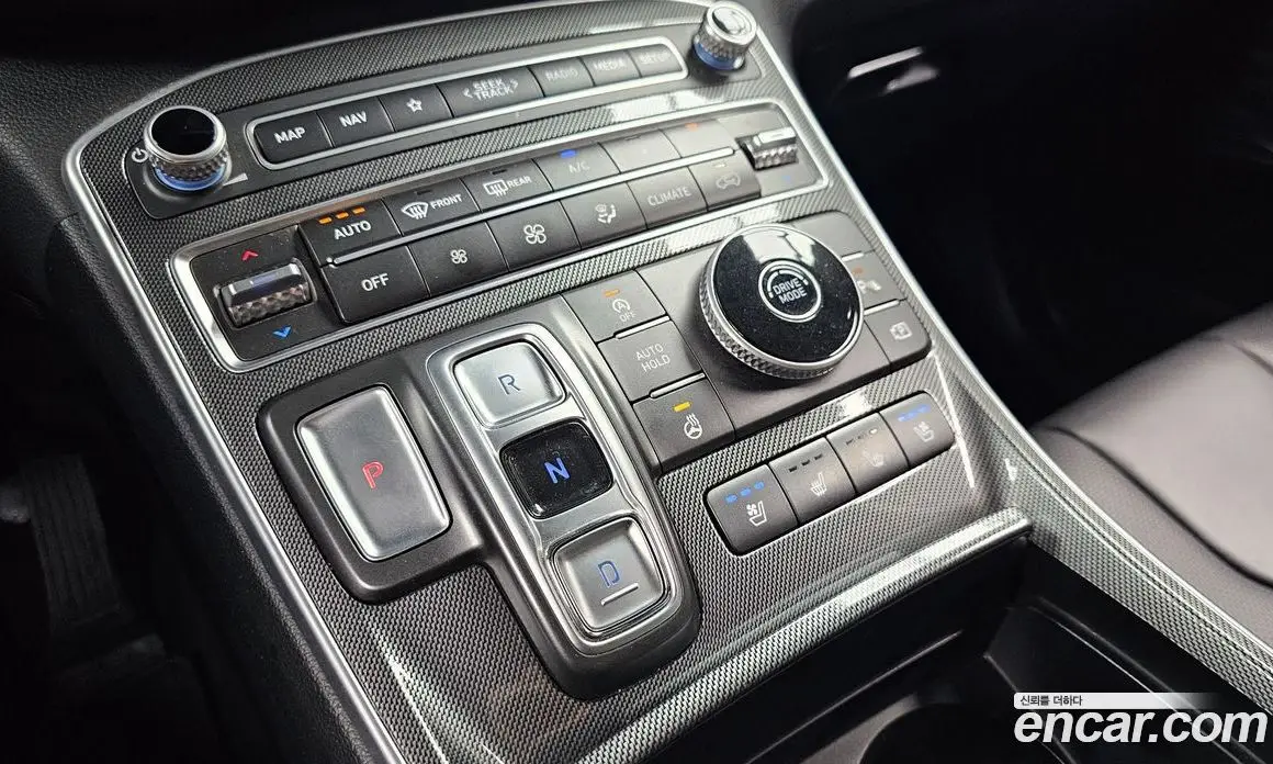 Hyundai Santa Fe 2022 2.2 автомат (гидро), фото 12
