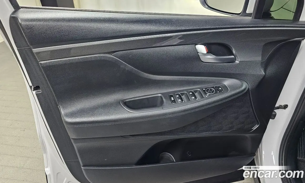 Hyundai Santa Fe 2022 2.2 автомат (гидро), фото 14