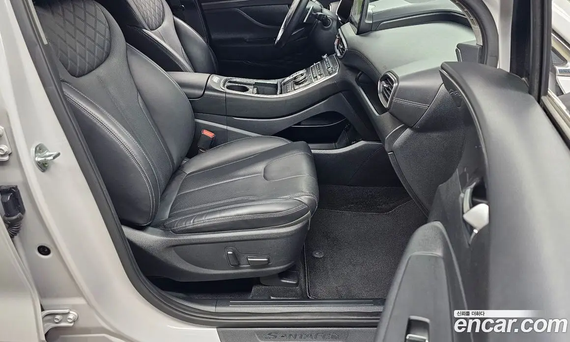 Hyundai Santa Fe 2022 2.2 автомат (гидро), фото 16