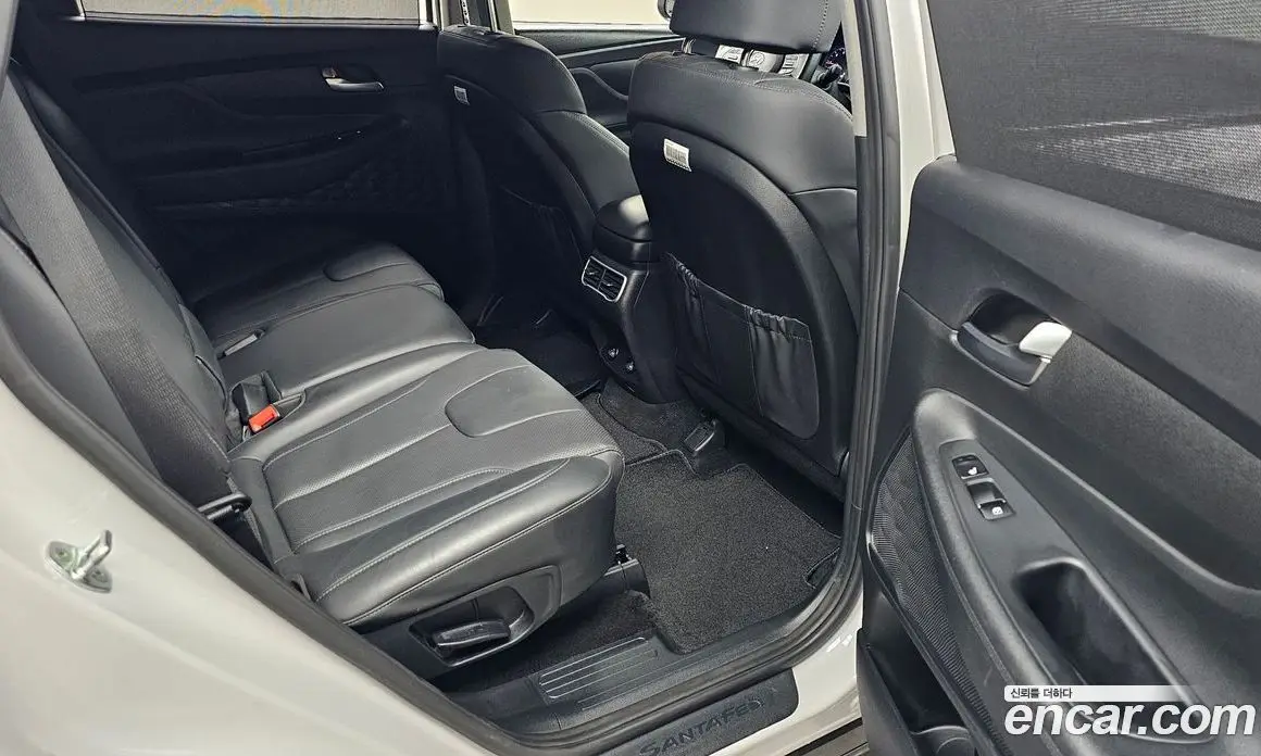 Hyundai Santa Fe 2022 2.2 автомат (гидро), фото 17