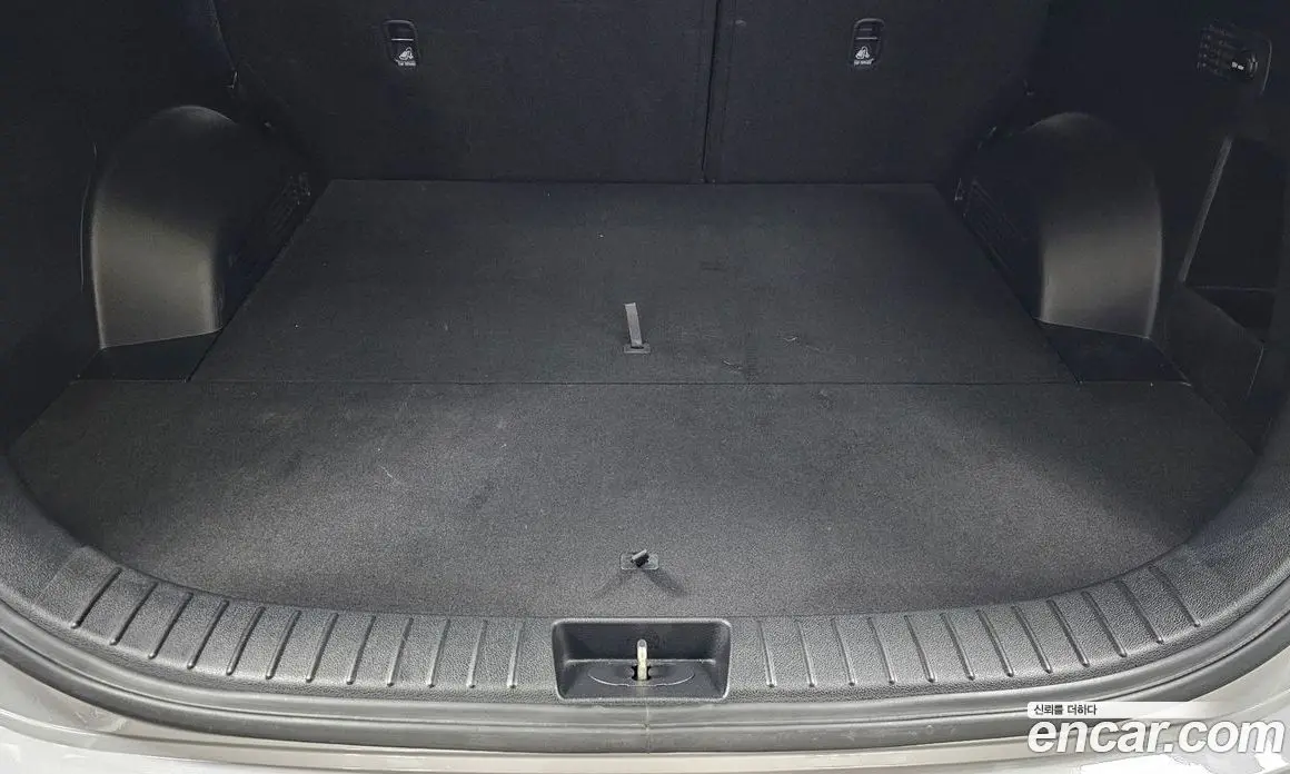 Hyundai Santa Fe 2022 2.2 автомат (гидро), фото 22