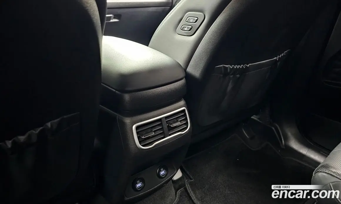 Hyundai Santa Fe 2022 2.2 автомат (гидро), фото 31