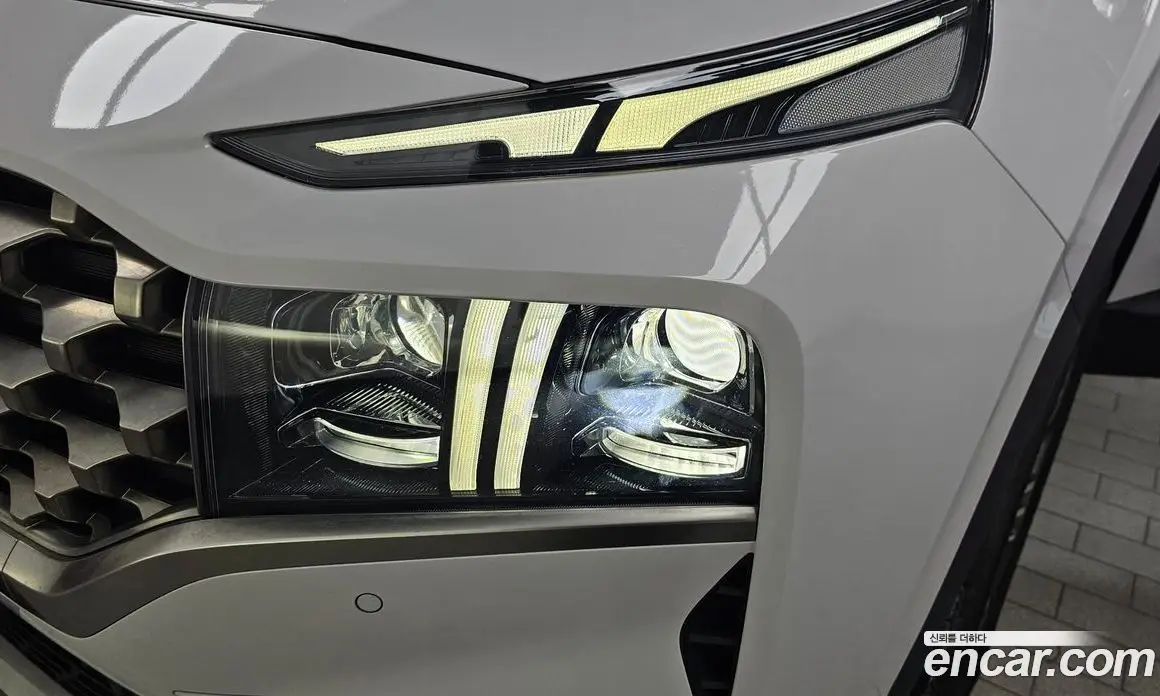 Hyundai Santa Fe 2022 2.2 автомат (гидро), фото 8