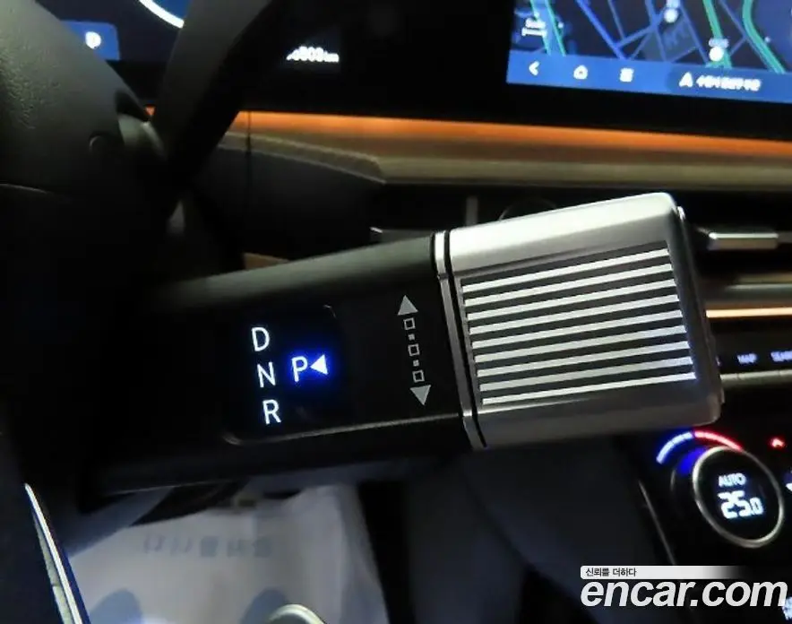 Hyundai Santa Fe 2023 2.5 автомат (гидро), фото 16